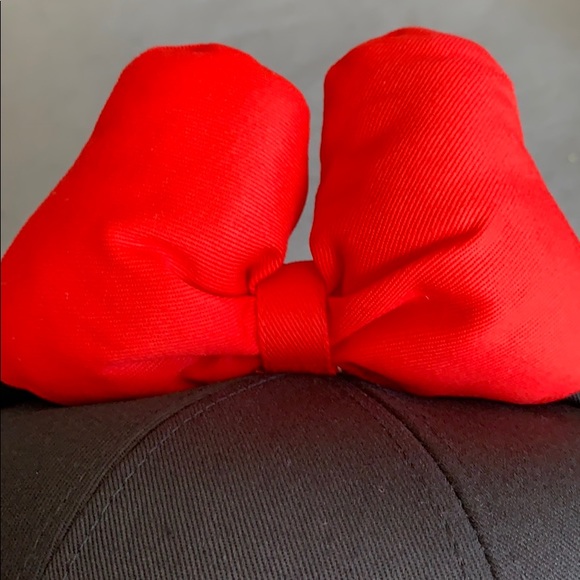 Disney’s Adult 57-60 cm Minnie Mouse Hat - Picture 7 of 8